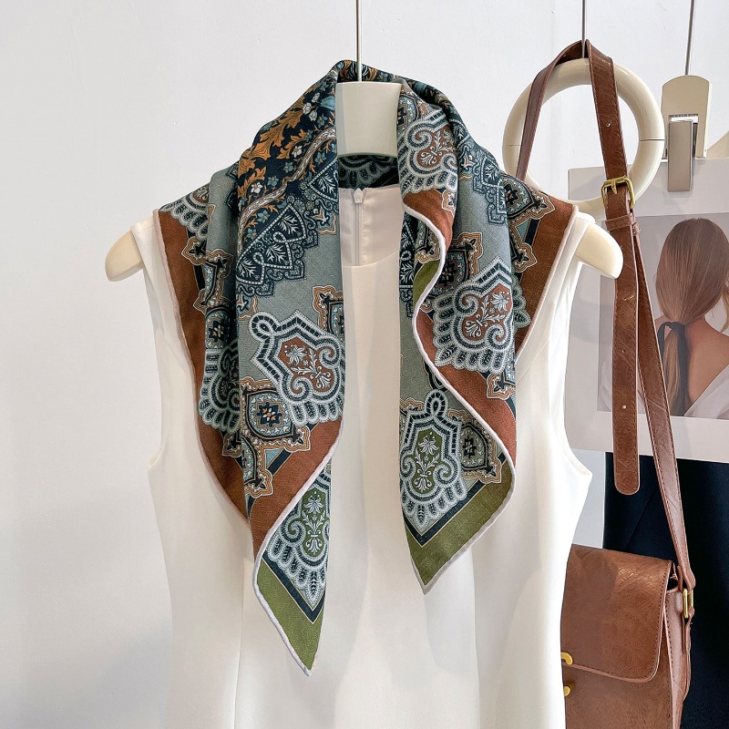 Central Compass Perzische bloe - Shawl Wrap Winter recensie en prijs